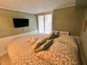Studio BROSSARD 2pers Tv and Wifi
